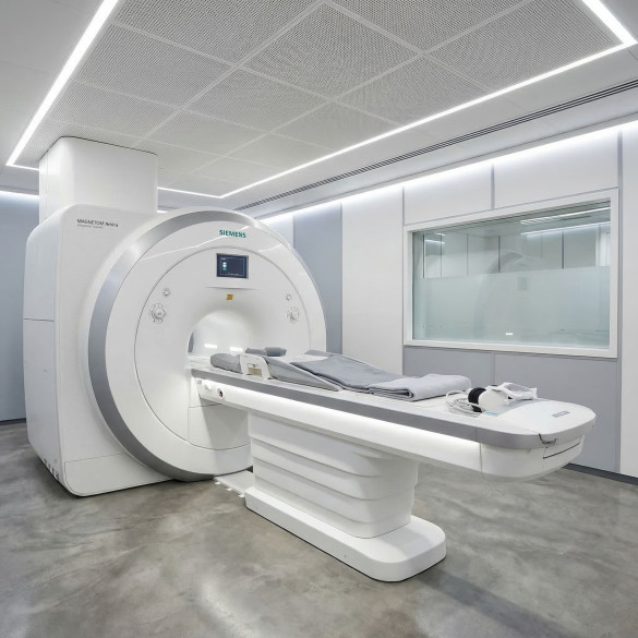 Аппарат МРТ Siemens MAGNETOM Amira 1.5Т